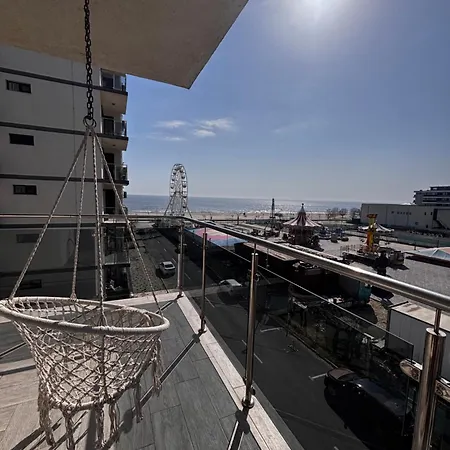Divine Gold Sea View Apartment