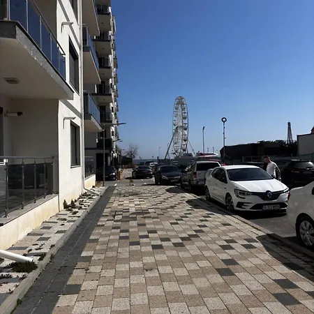 Divine Gold Sea View Apartment Navodari