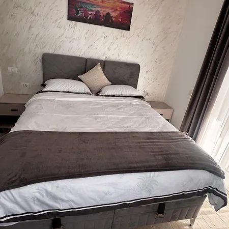 Divine Gold Sea View Apartment
